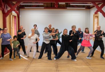 Zdjęcie grupowe z warsztatów Tai Chi