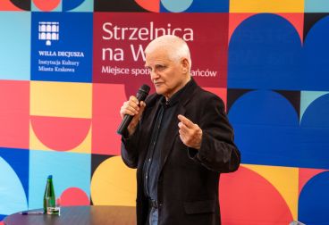 Profesor Bogdan De Barbaro