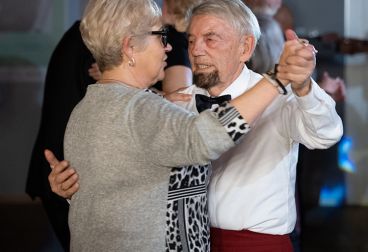 Potańcówka dla seniorów w Strzelnicy na Woli
