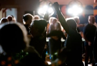 Potańcówka dla seniorów w Strzelnicy na Woli